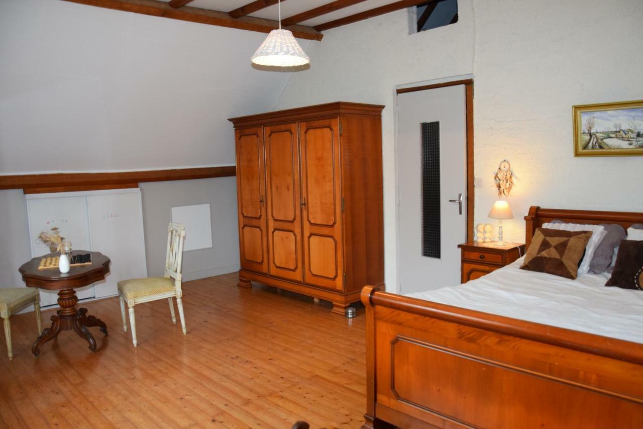 3 chambres spacieuses du grès rouge avec petit déj Beauval Extérieur photo